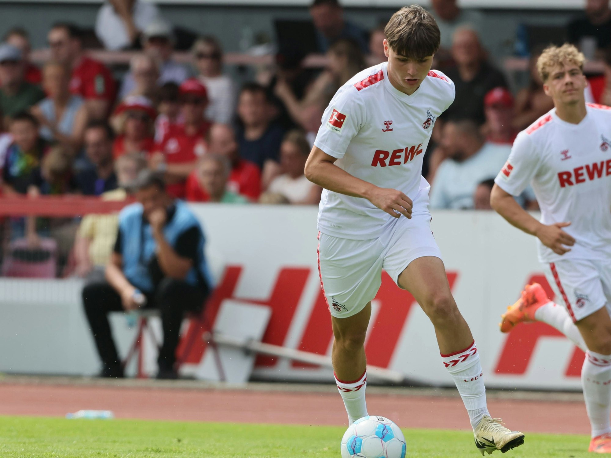 Stürmer Jaka Cuber Potocnik im Trikot des 1. FC Köln, während eines Testspiels.