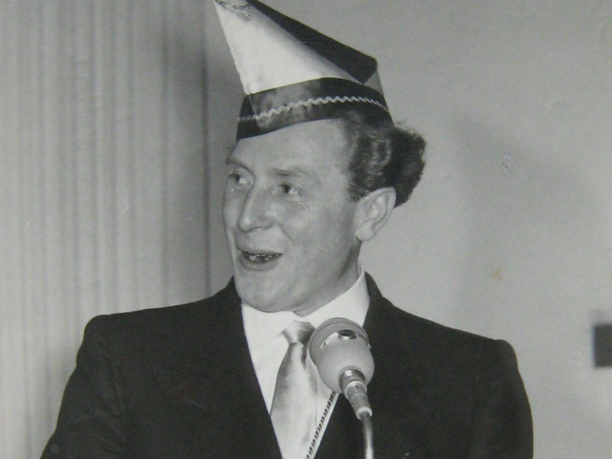Ludwig Sebus bei einem Auftritt