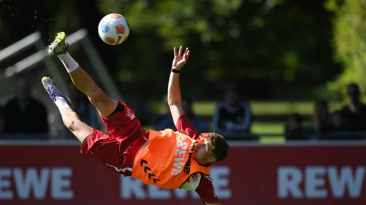 Alessio Castro-Montes beim Training mit dem 1. FC Köln am 2. September 2025.