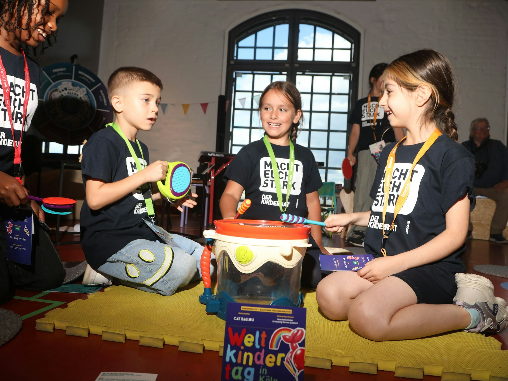 Pressekonferenz zum Weltkindertag mit dem Kinderrat.