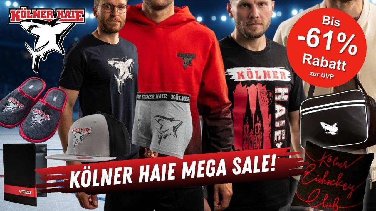 Kölner Haie Fanartikel mit dem Logo des KEC von T-Shirts über Hoodies bis hin zu Geldbörsen, Taschen, Pantoffeln, Boxershorts und mehr. Im Hintergrund ein Eishockeystadion mit Eisfläche.