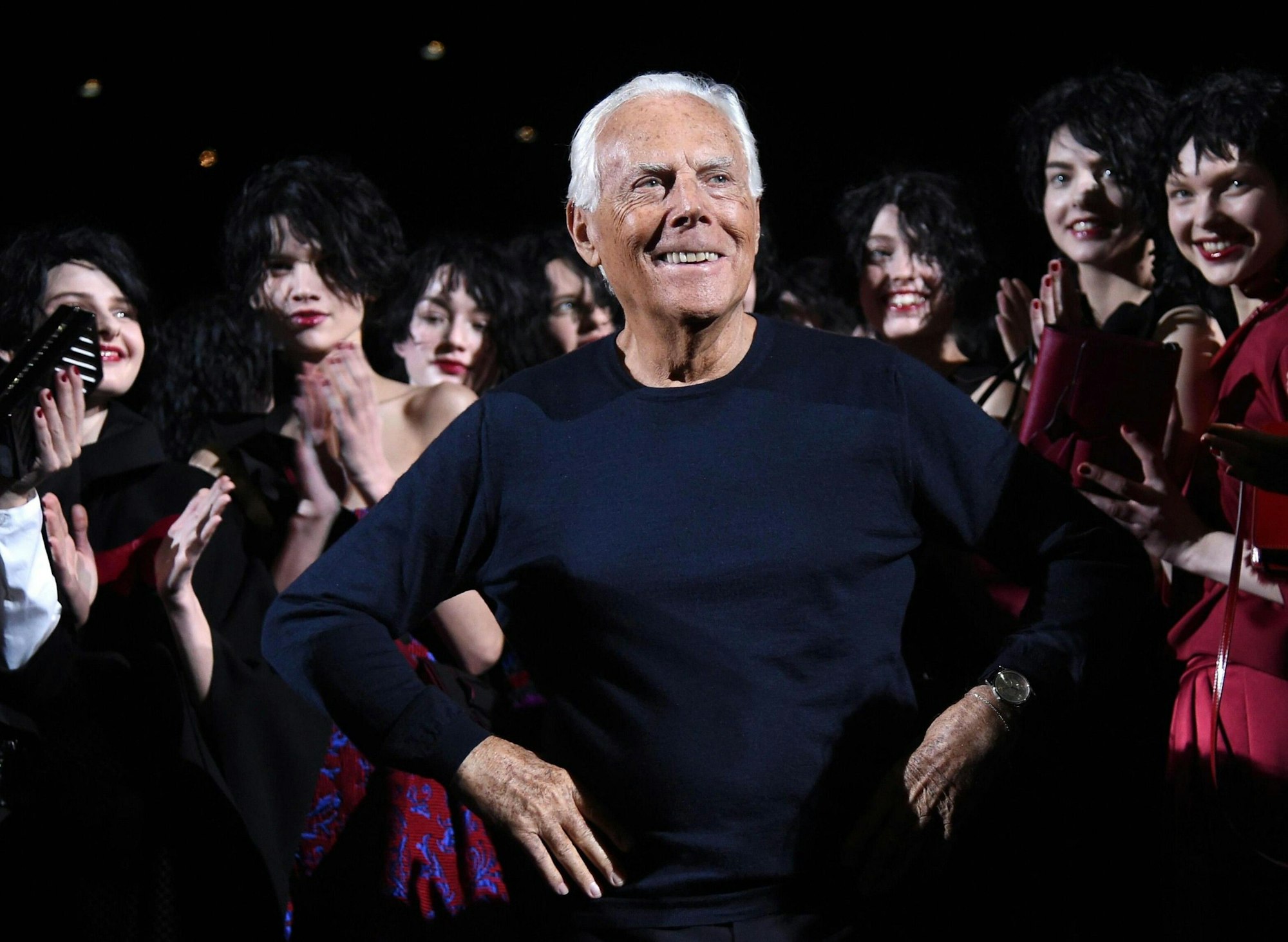 Der italienische Designer Giorgio Armani während der Mailänder Modewoche 2015.