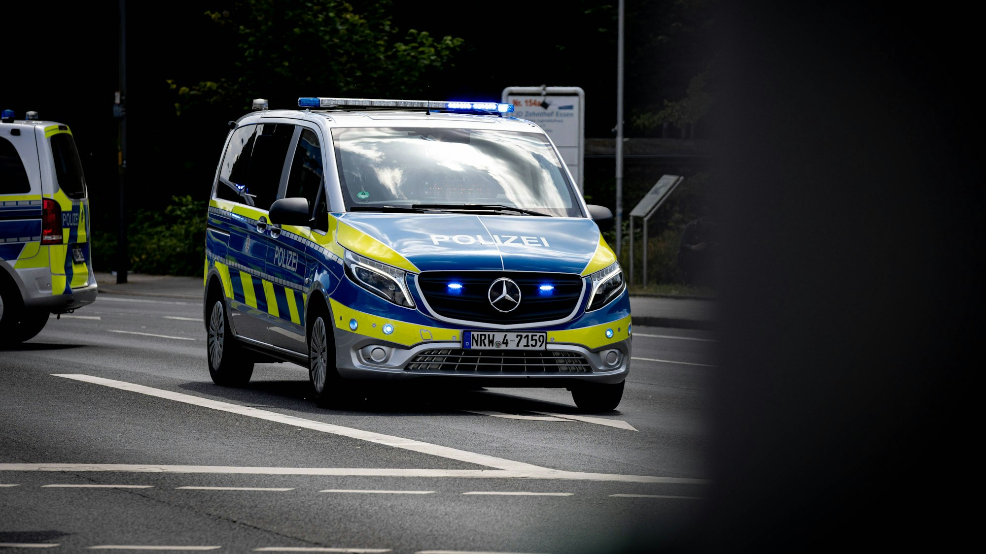 Die Polizei ist an Halloween wieder verstärkten Kräften in der Stadt unterwegs (Archivfoto).