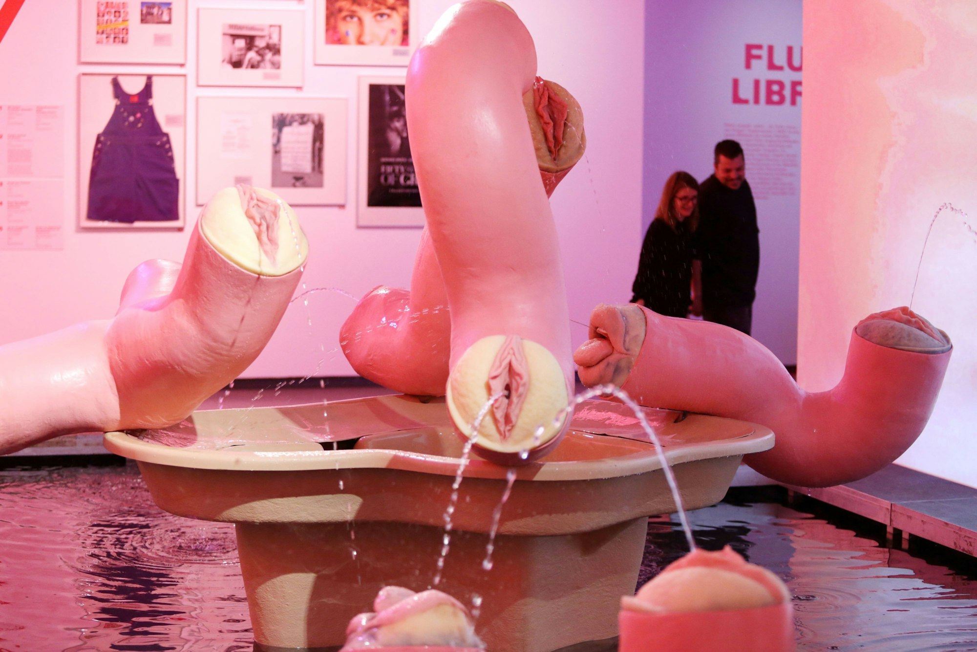 Blick auf die Ausstellung „Sex Now“ im NRW-Forum.