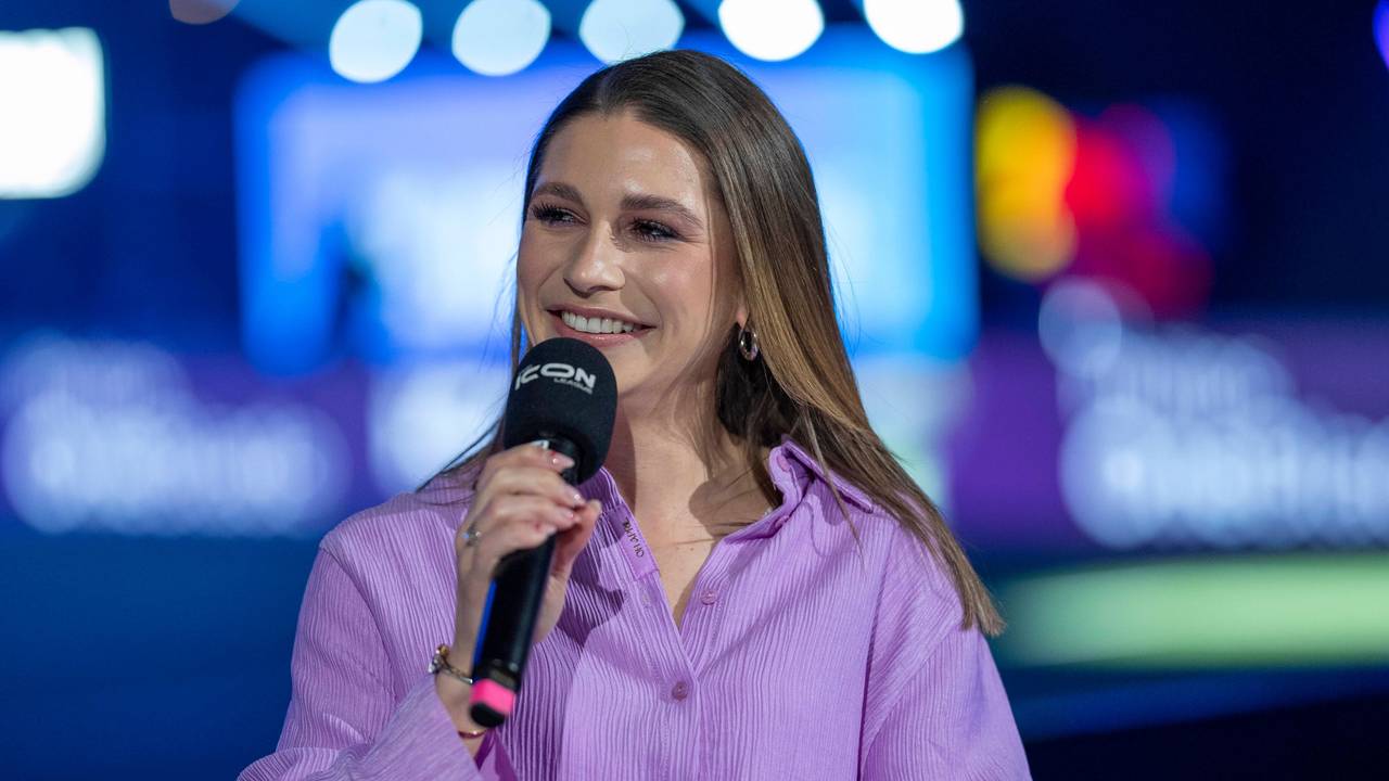 Jana Wosnitza moderiert bei der Icon League.