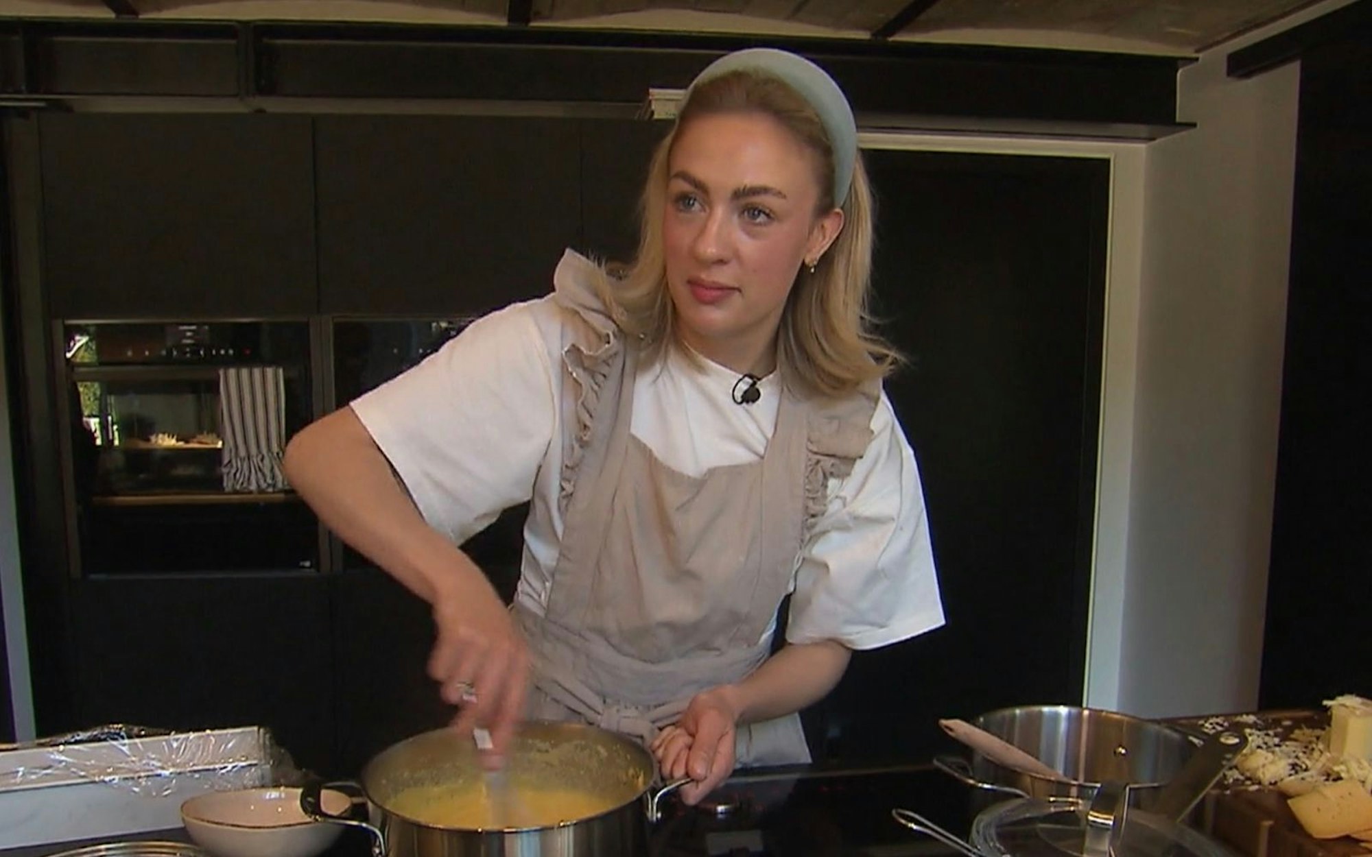 Seit ihrer Kindheit liebt Kim das Kochen. (Bild: RTL)