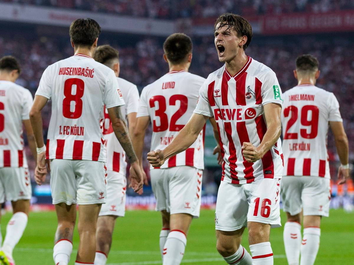 Jakub Kaminski bejubelt seinen ersten Bundesliga-Treffer im FC-Trikot.
