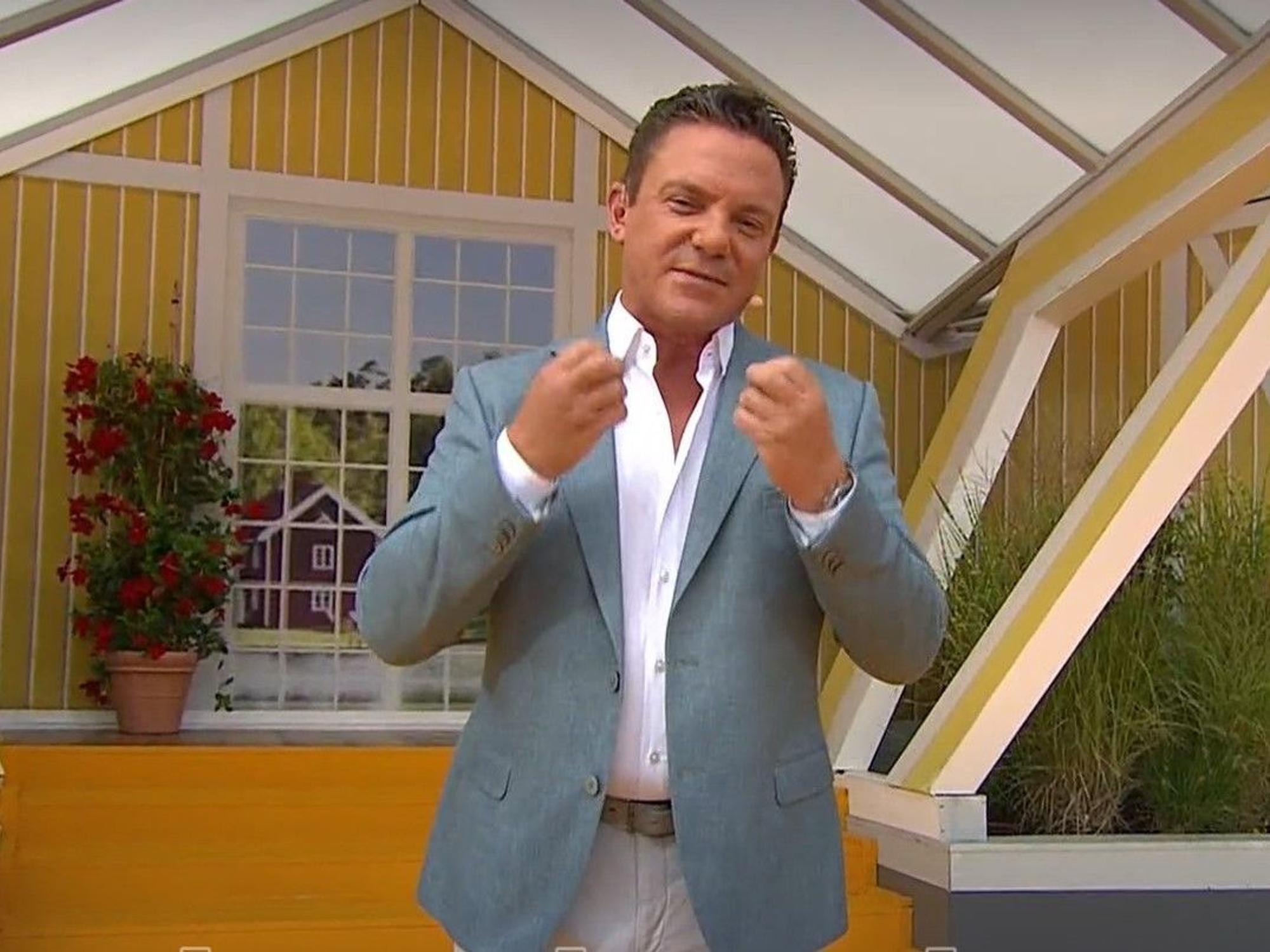 Stefan Mross verabschiedete sich mit „Immer wieder sonntags“ in die wohlverdiente Pause.