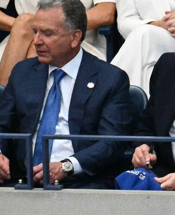 Donald Trump beim Finale der US Open auf der Tribüne.