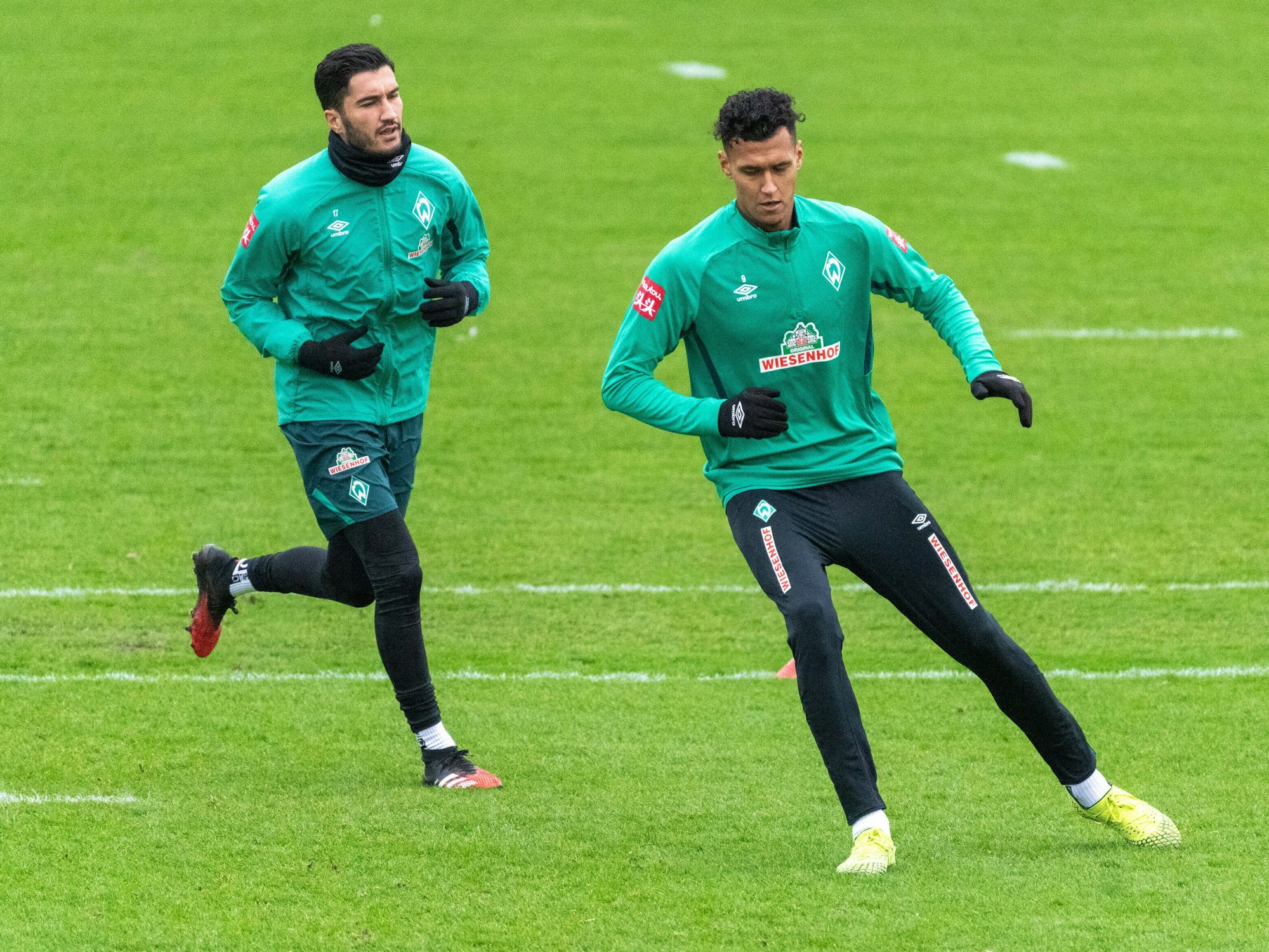Davie Selke und Nuri Sahin im Training bei Werder Bremen.