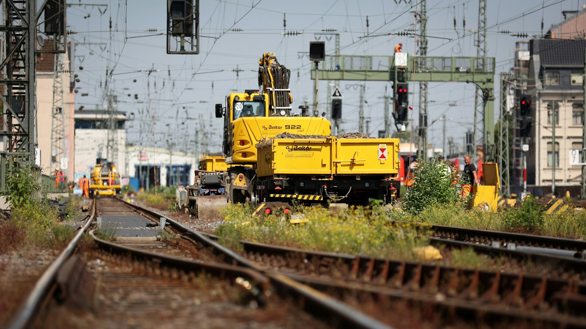 Bauarbeiten auf dem Gleis
