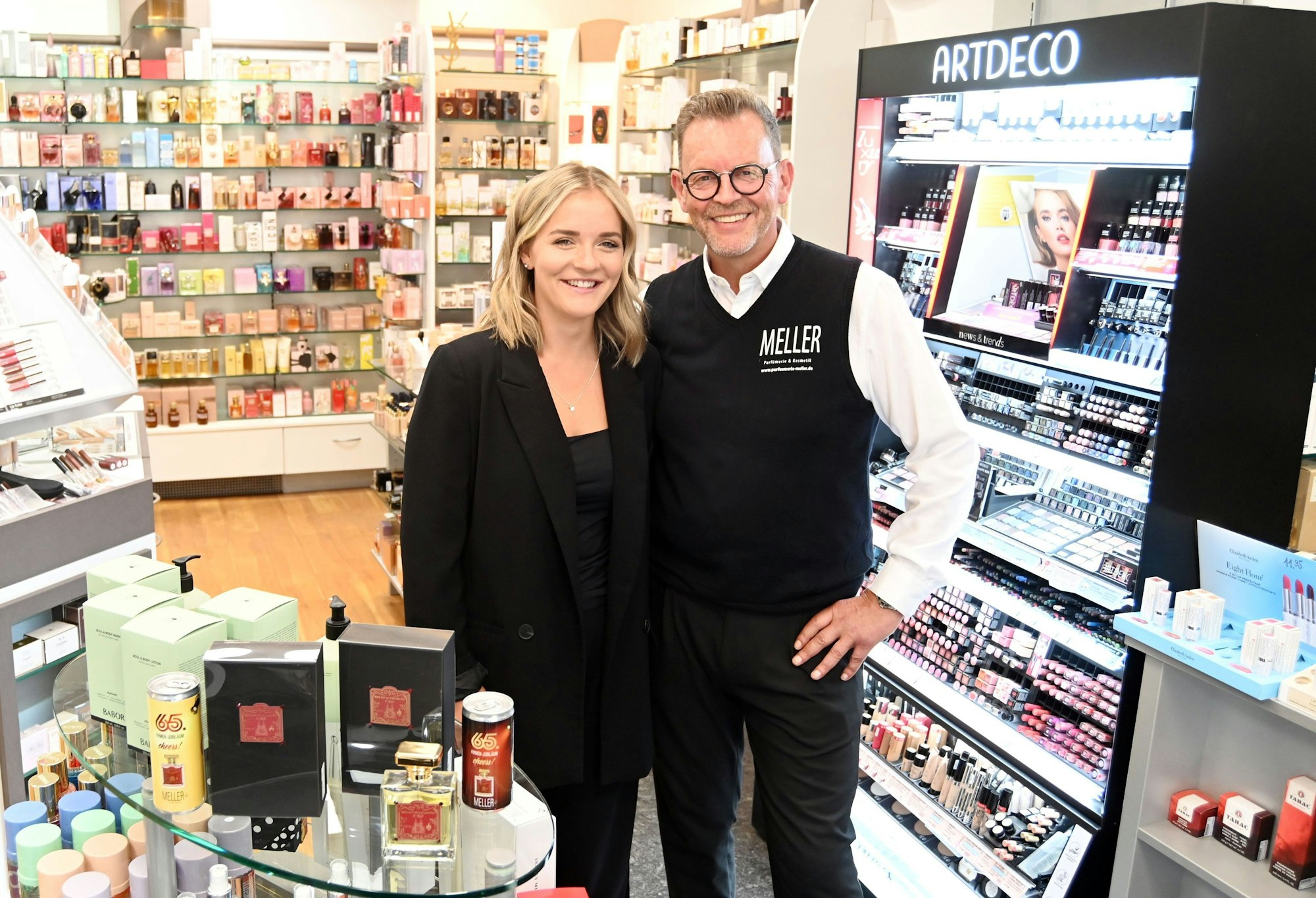 Heinz-Josef Meller und Tochter Chantal im Laden in der Landmannstraße.