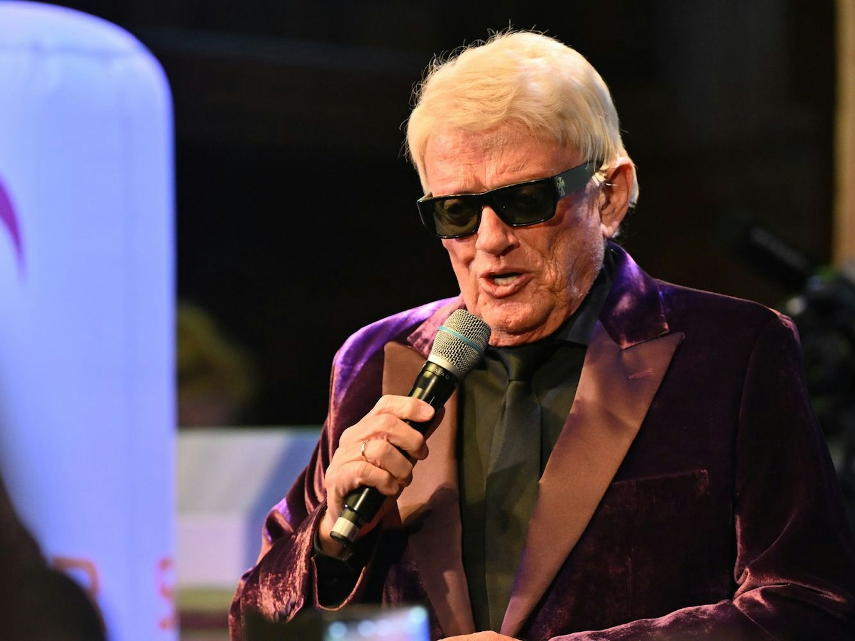 Heino irritiert mit dem Video zu seinem neuen Song „Holla die Waldfee“. (Bild: Kerstin Joensson/Getty Images)