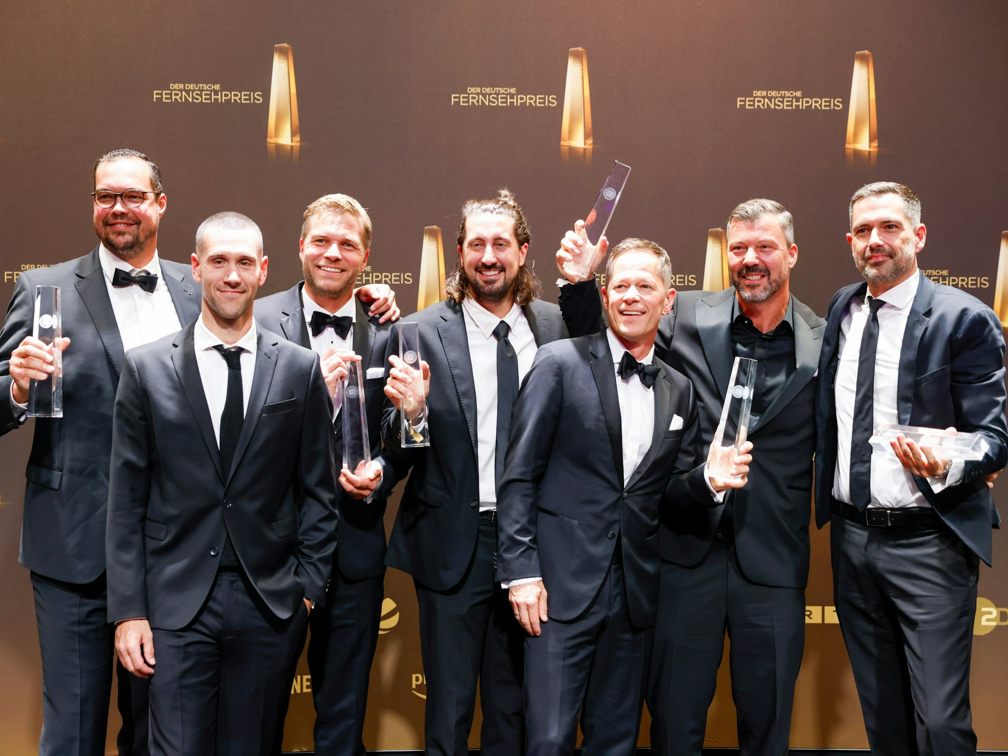 Das Team um Moderator Sascha Bandermann von MagentaTV.