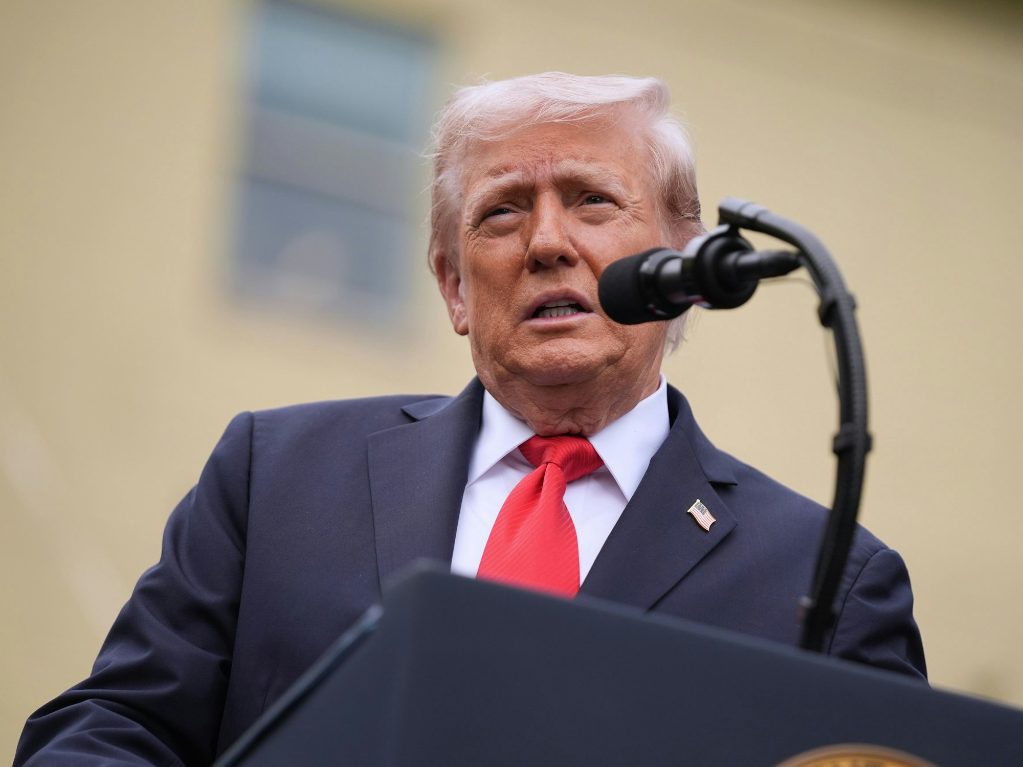 US-Präsident Donald Trump während einer Zeremonie zum Gedenken an den 24. Jahrestag der Anschläge vom 11. September 2025 im Pentagon in Washington.