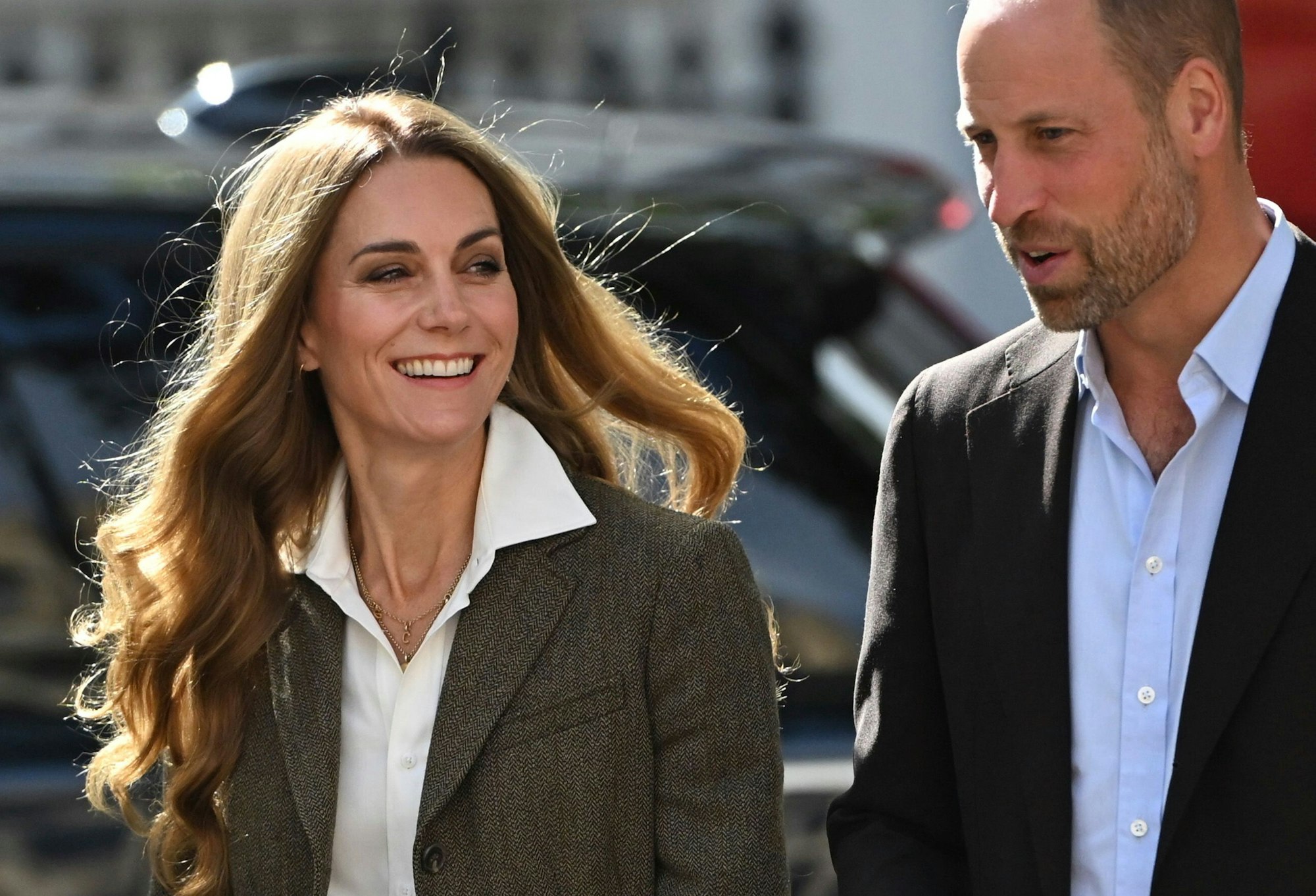 Der britische Prinz William und Kate, Prinzessin von Wales, besuchen die neu gestalteten Gärten des Naturkundemuseums in London.
