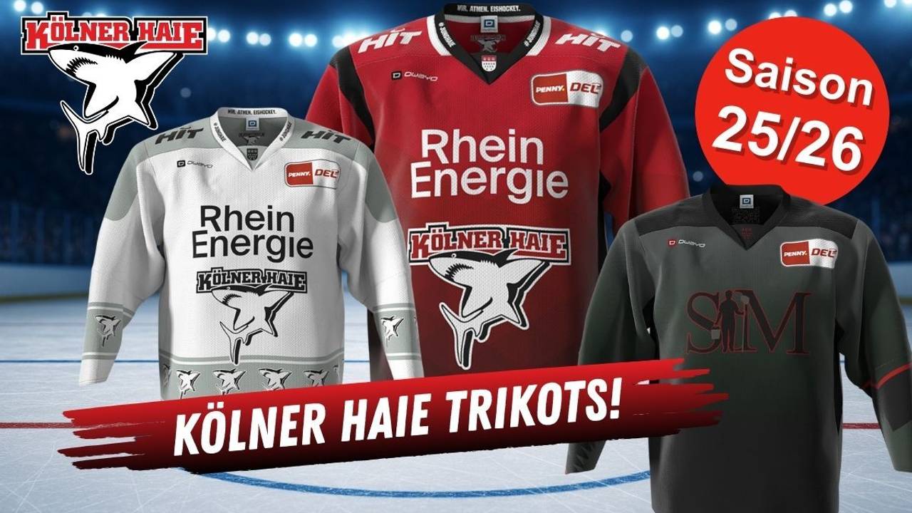Im Hintergrund eine Eishockey-Halle, davor die Trikots der Kölner Haie der Saison 2025/26: Heimtrikot, Auswärtstrikot und Warm-Up-Trikot.