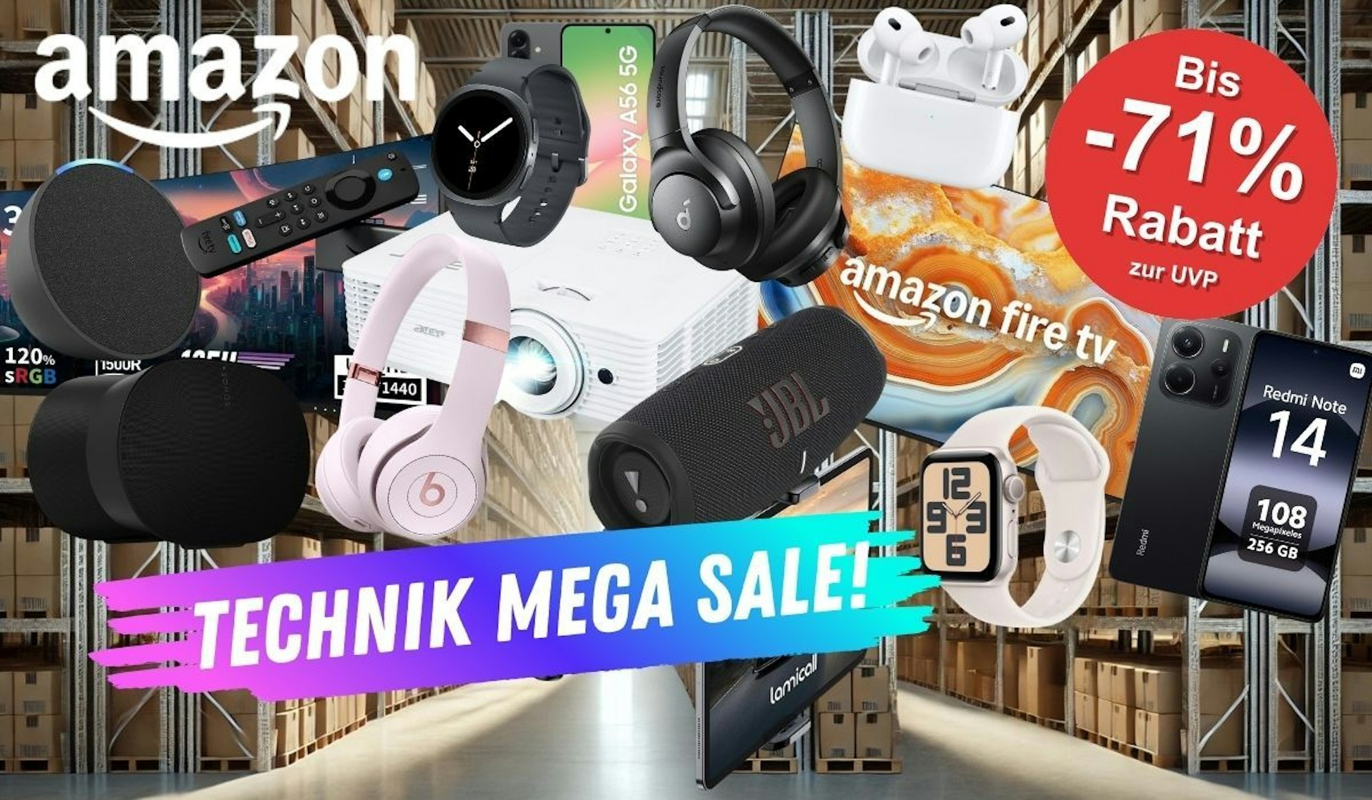 Ein Hintergrund mit einem Lager mit vielen hohen Regalen und Kisten. Davor viele Technik, Computer, Audio und Video und Smarthome Geräte wie Amazon Fire TV, Apple AirPods, JBL Box, Samsung Smartwatch, Acer Beamer, Soundcore Kopfhörer.