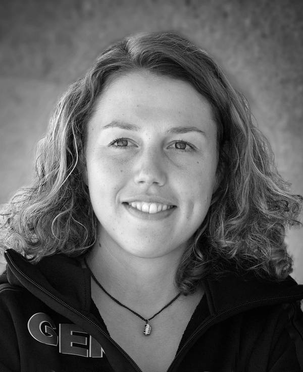 Eine schwarz-weiße Aufnahme der verstorbenen Laura Dahlmeier.