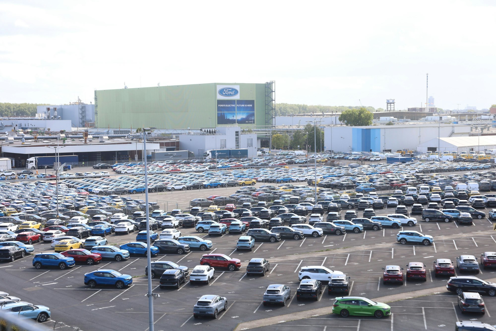 16.09.2025, Köln: 1000 Jobs in Gefahr im Niehler Ford -Werk. Der Autobauer streicht zweite Schicht. Foto: Arton Krasniqi