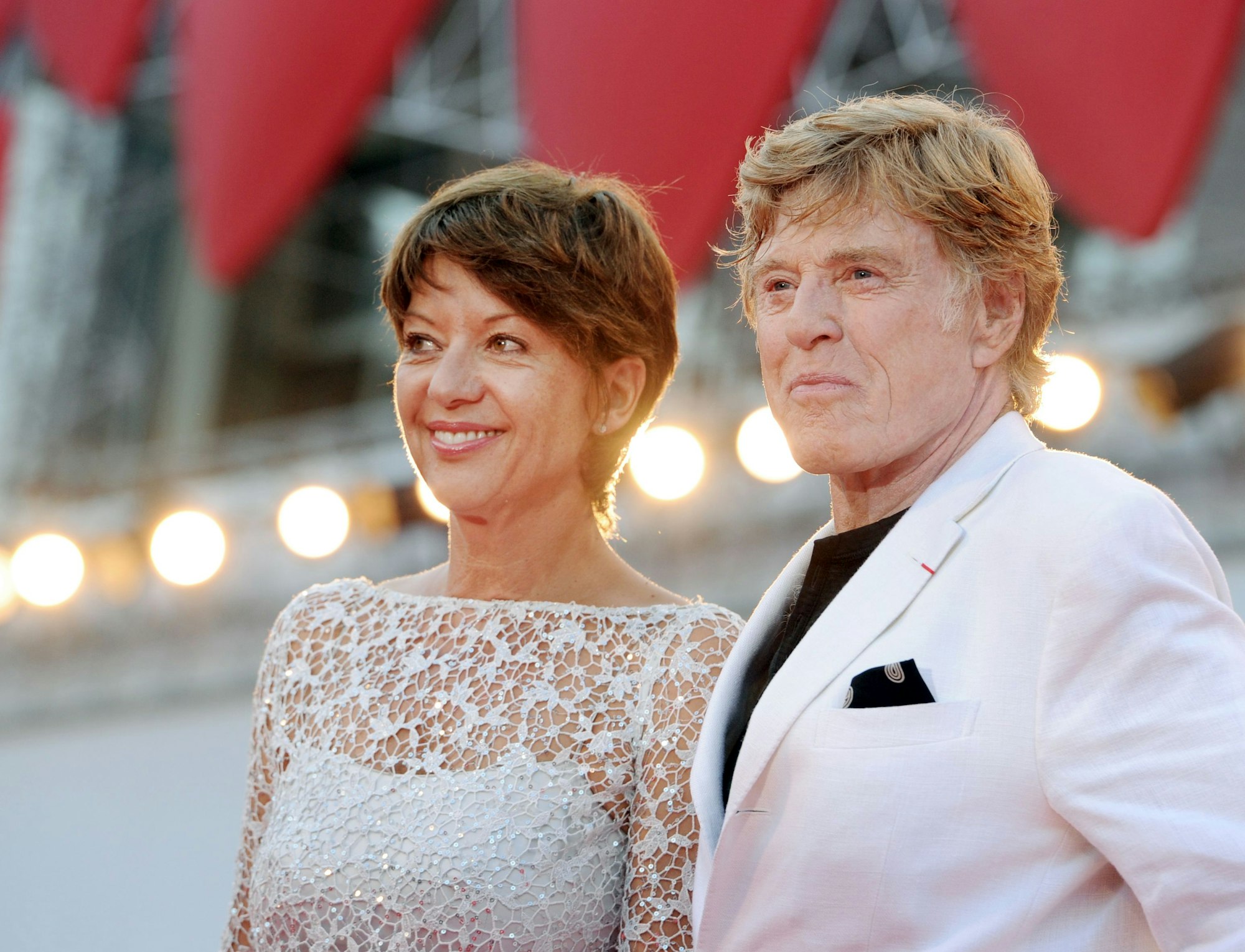 US-Schauspieler Robert Redford und seine Frau Sibylle Szaggars 2012 beim Filmfest in Venedig.