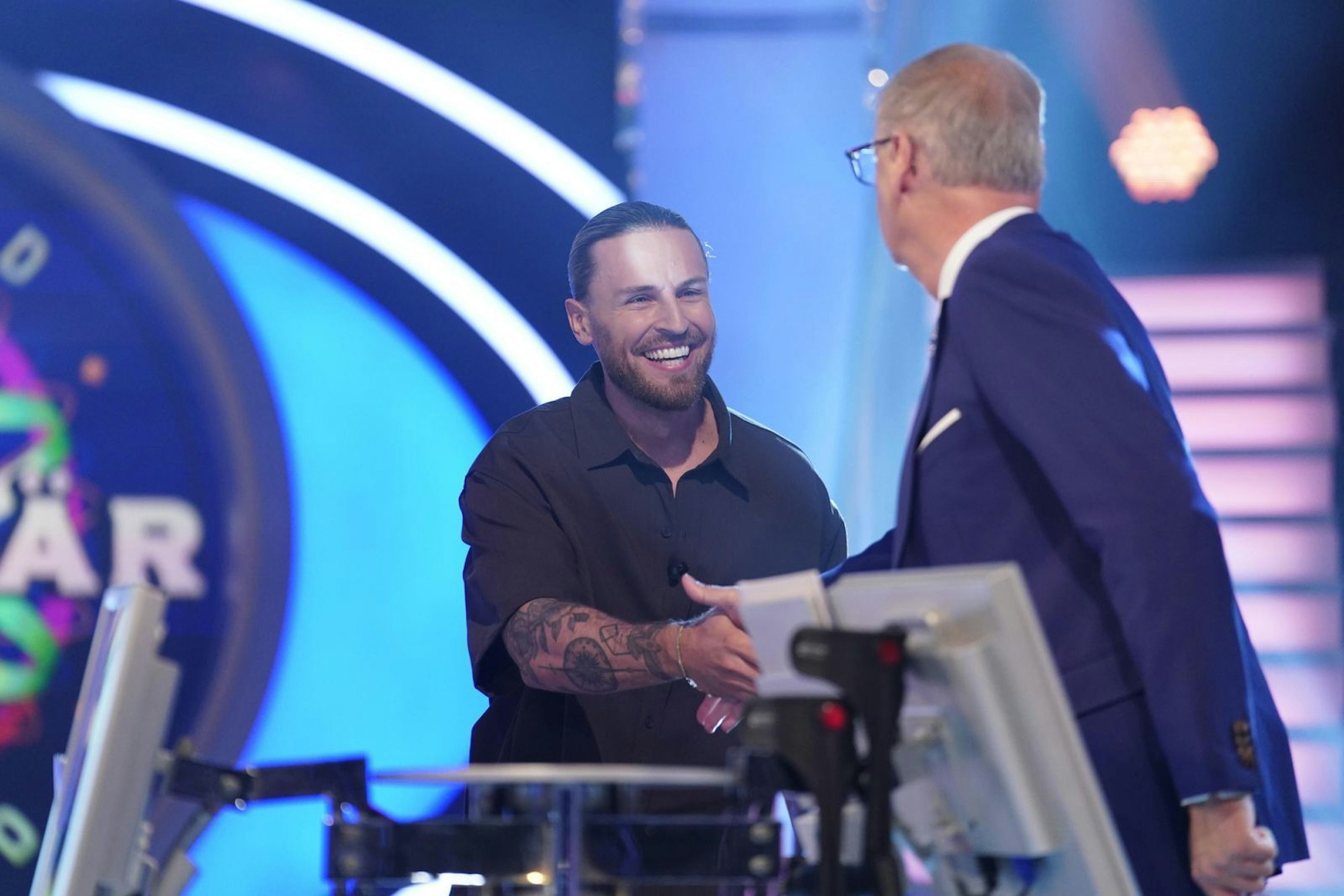 Fast wären es 64.000 geworden ... Dominik Brust ging mit 32.000 Euro nach Hause. (Bild: RTL / Stefan Gregorowius)