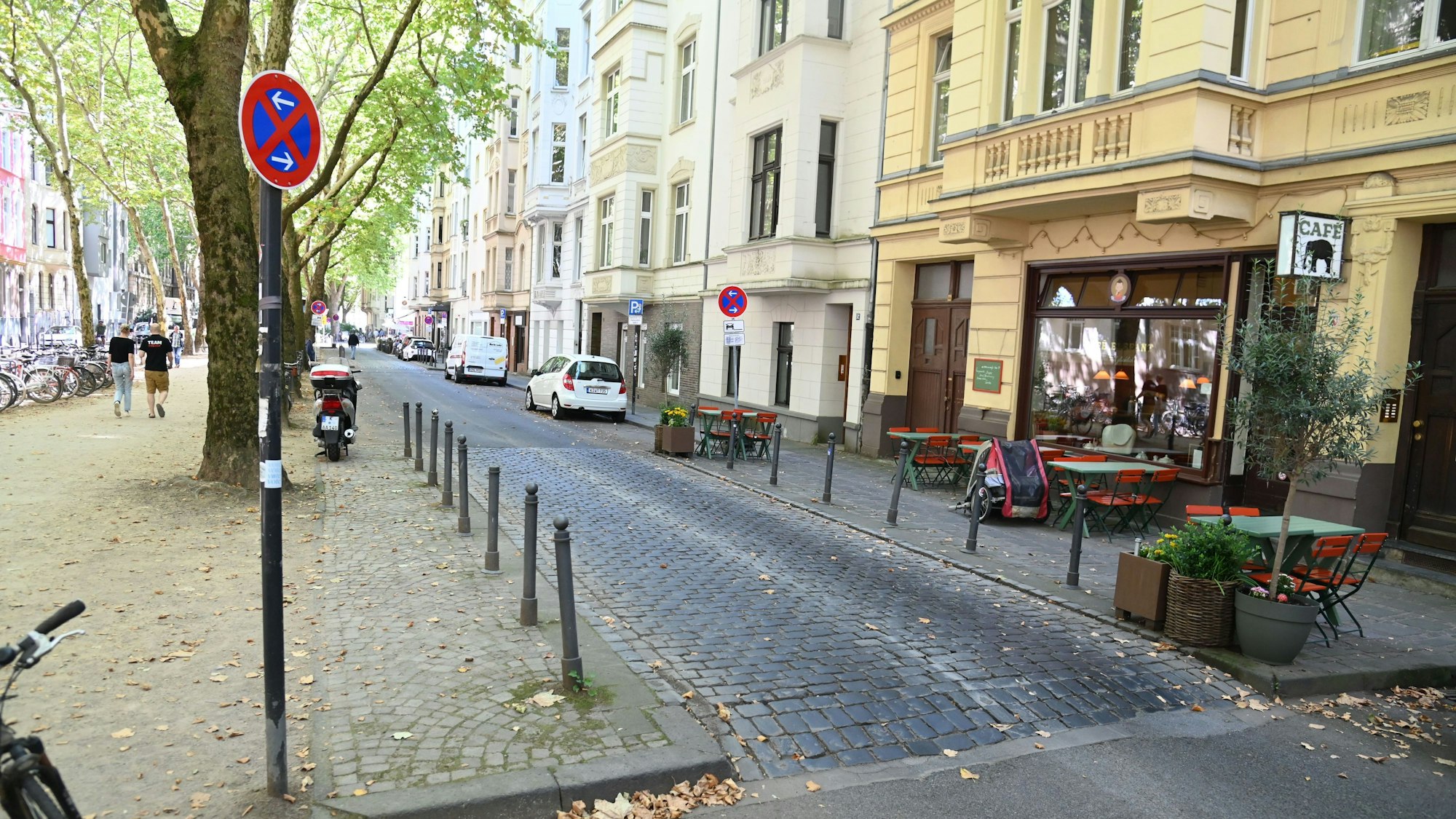 Das Café Elefant in der Weißenburgstraße im Kölner Agnesviertel.