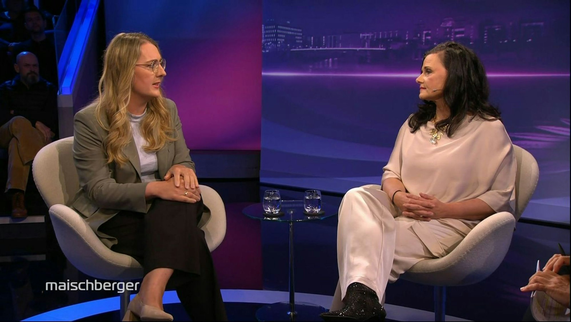 Katharina Dröge (links) diskutierte bei „Maischberger“ im Ersten mit Gitta Connemann. (Bild: ARD)