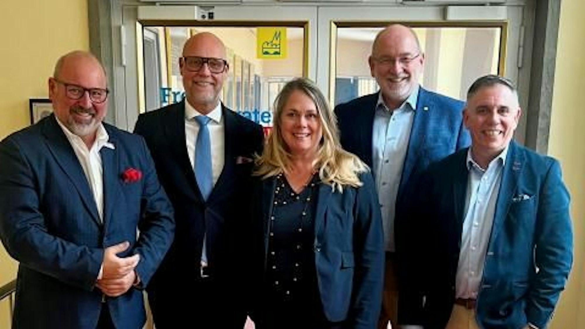 FDP und KSG machen jetzt gemeinsame Sache in Köln: (v.l.n.r.) Roberto Campione, Volker Görzel, Stefanie Ruffen, Ralph Sterck und Ulrich Breite