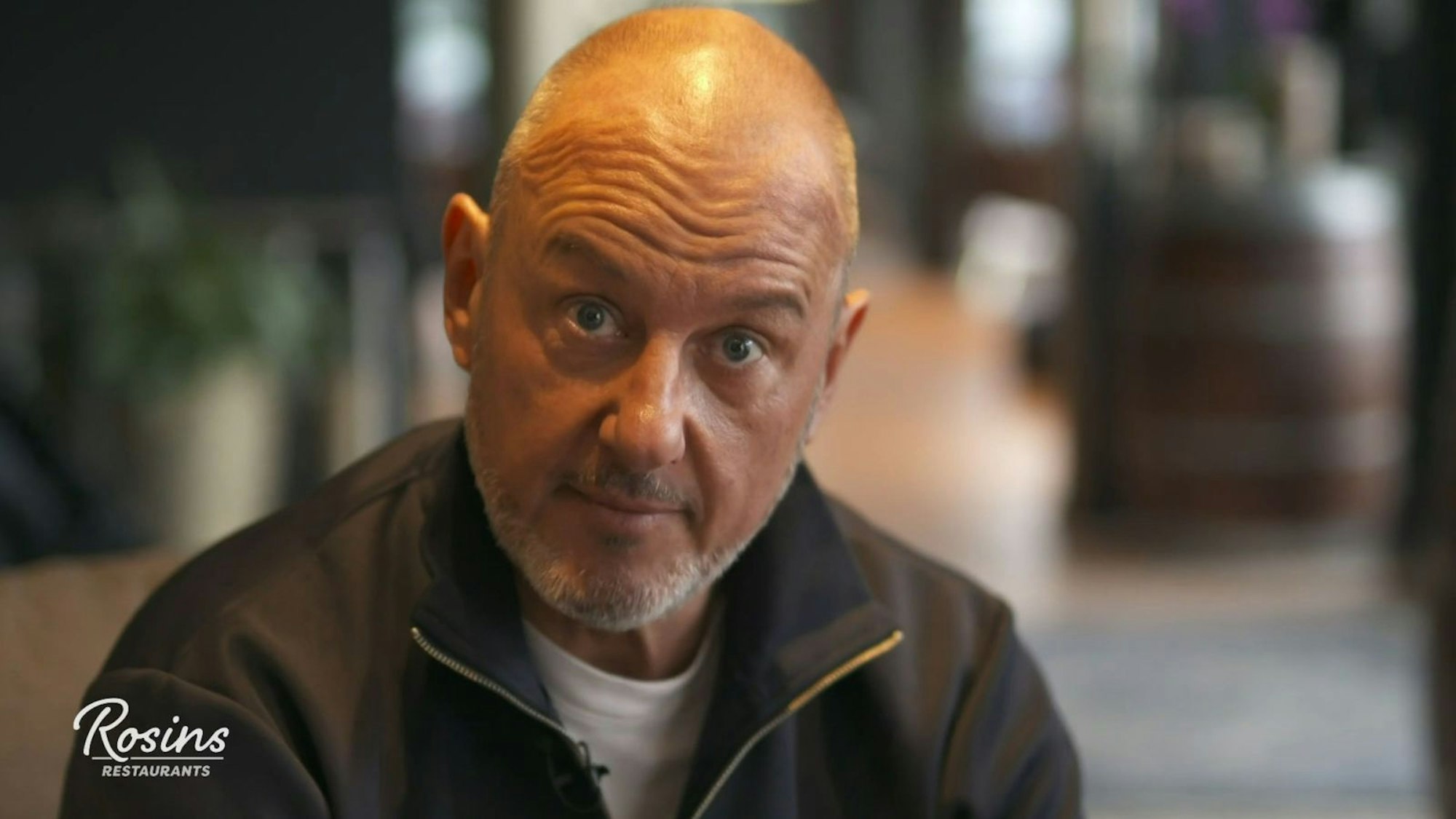 Frank Rosin holt aus zu einem längeren Monolog über die Krise der deutschen Gastro-Branche. (Bild: Kabel Eins)