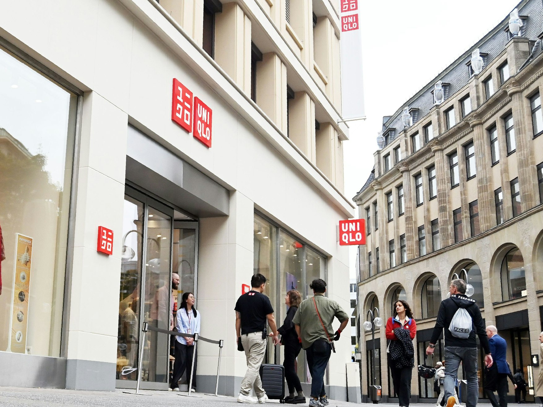 Die japanische Marke ist in die ehemaligen H&M-Räume gezogen.
