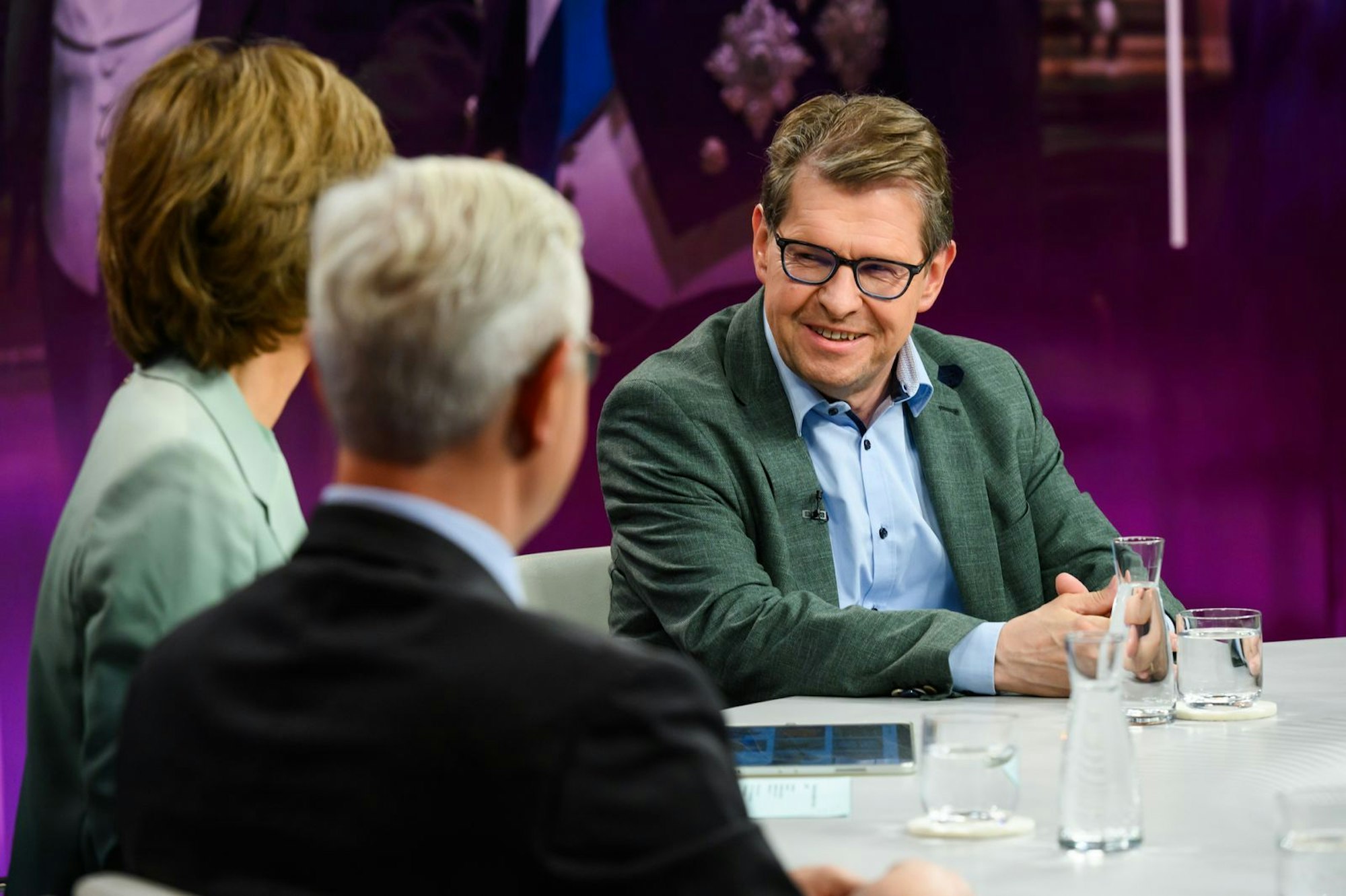 Europa müsste mehr tun, aber „ohne die USA wird es nicht gehen“, erklärte Ralf Stegner (SPD) und fügte hinzu: „Trump wird nicht ewig da sein...“ (Bild: ZDF/Jule Roehr )