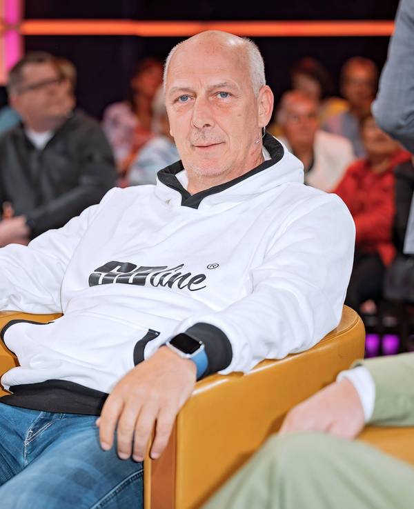 Fußball-Legende Mario Basler anläßlich der Aufzeichnung der MDR - Talkshow Riverboat am 09.05.2025 in der Mediacity Leipzig