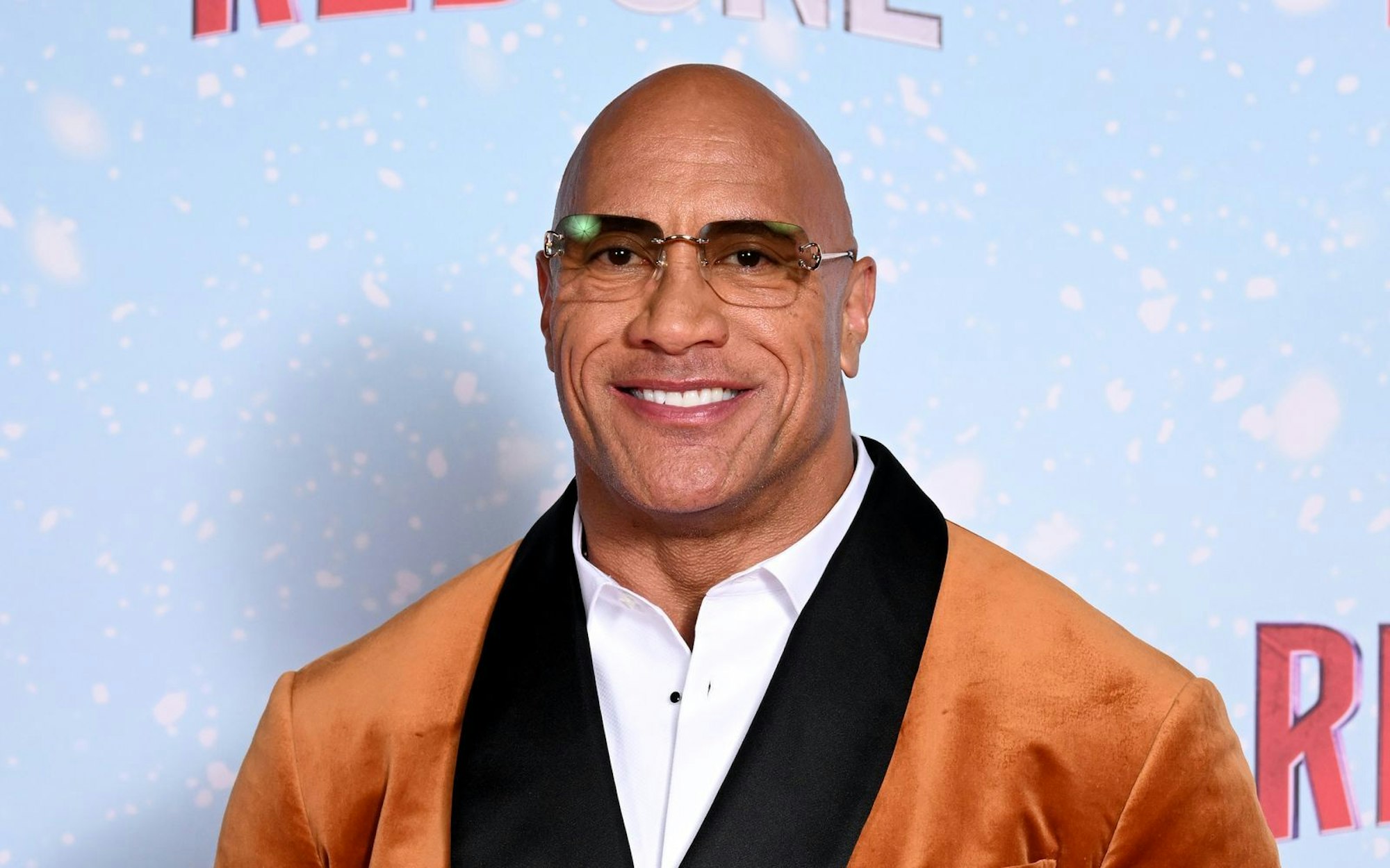 Dwayne Johnson hat als Profi-Wrestler so manche körperliche Verletzung wegstecken müssen. Der größte Schmerz seines Lebens war jedoch kein körperlicher. (Bild: 2024 Getty Images/Jeff Spicer)