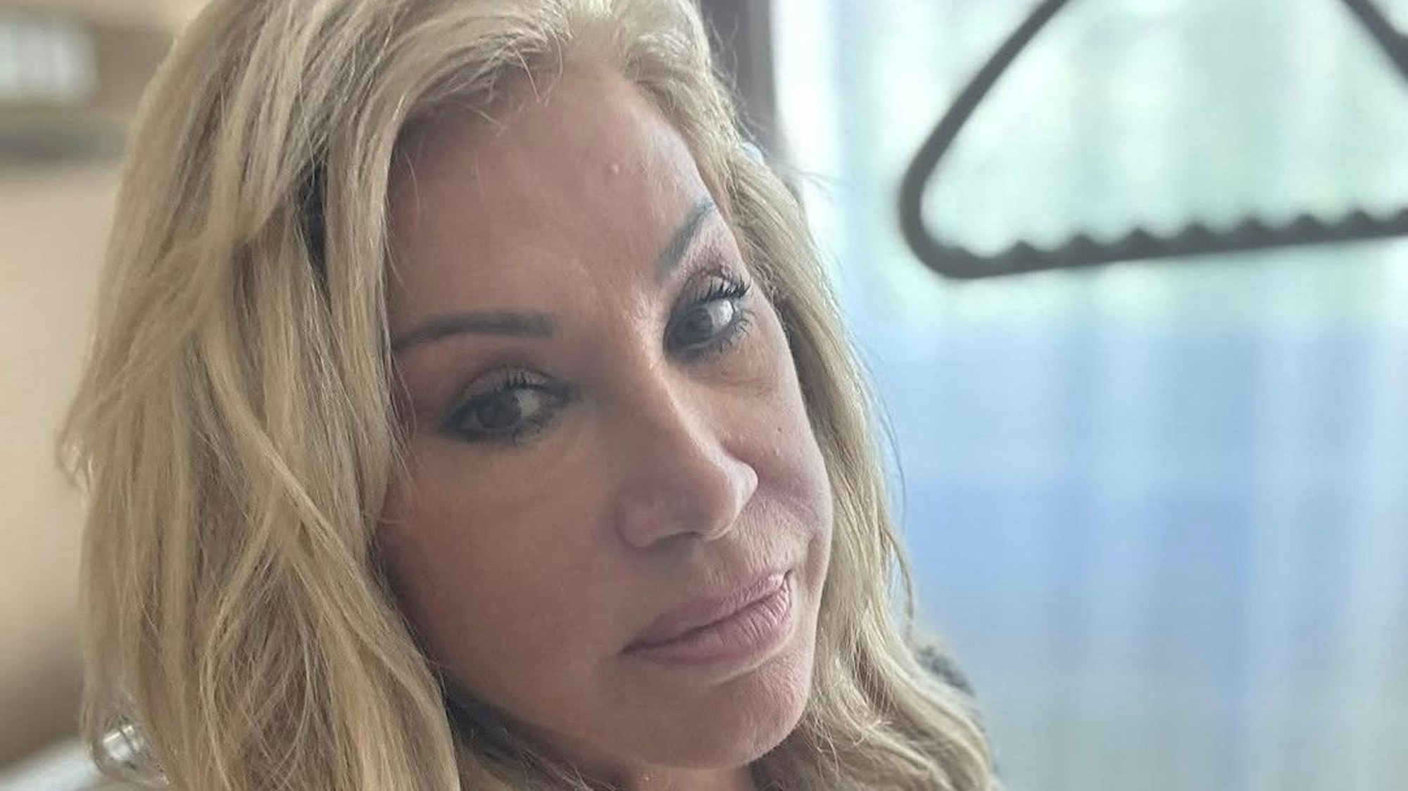 Carmen Geiss (Archivbild): Sie berichtet von einer Gehirn-OP, die bei ihr nun ansteht.