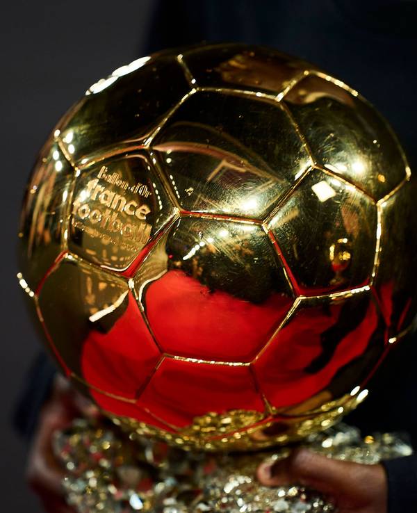 Der Ballon d'Or in Nahaufnahme.