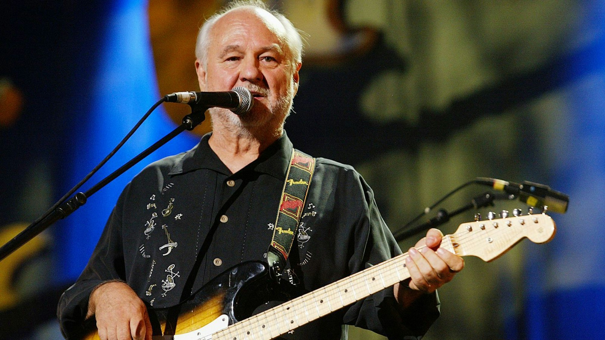 Der einflussreiche US-Musiker Sonny Curtis ist verstorben. (Bild: 2004 Getty Images/Jo Hale)