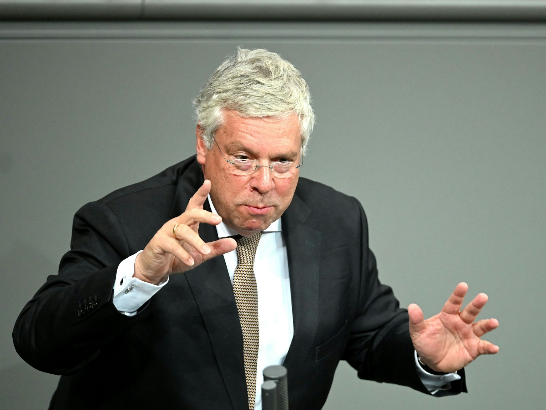 Jürgen Hardt (CDU) während der Aktuellen Stunde im Bundestag im Oktober 2024.