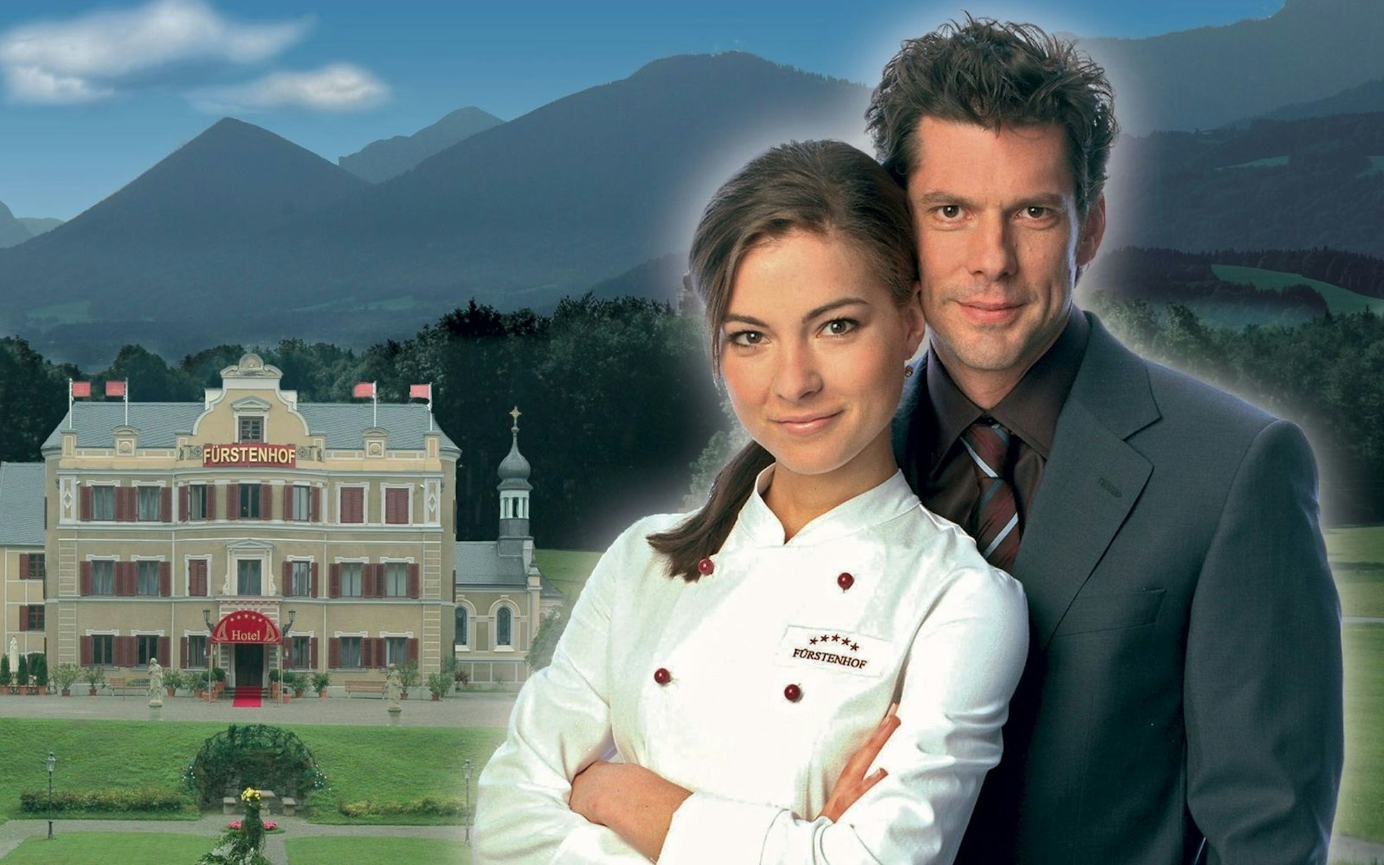 Seit 20 Jahren begeistert „Sturm der Liebe“ mit großen Gefühlen, spannenden Intrigen und immer neuen Traumpaaren im Fürstenhof. (Bild: ARD / Susie Knoll / Montage Bishara)