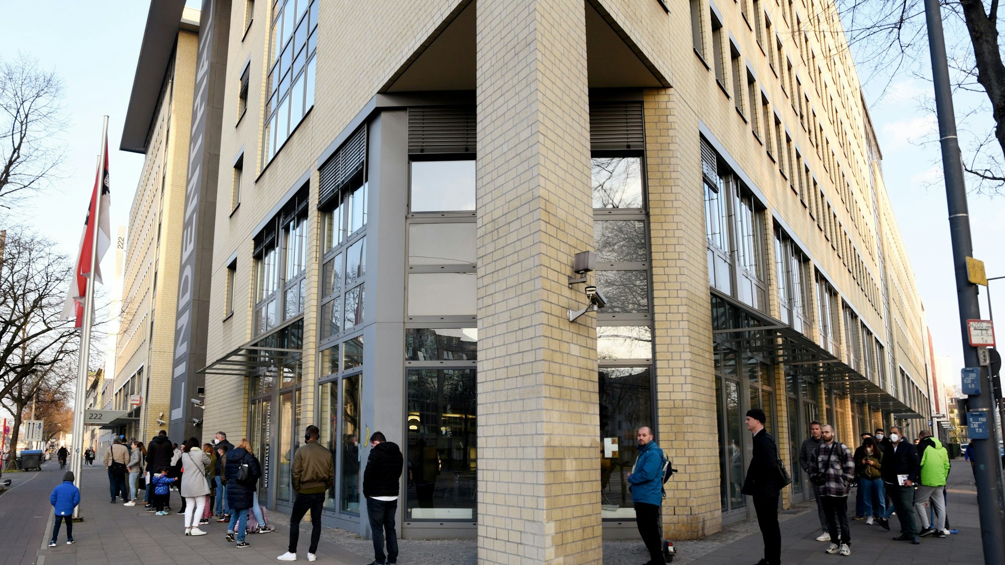 Blick auf das Bezirksrathaus in Lindenthal (Archivbild): Der Wahlkreis Köln II hat einen besonderen Preis abgeräumt.