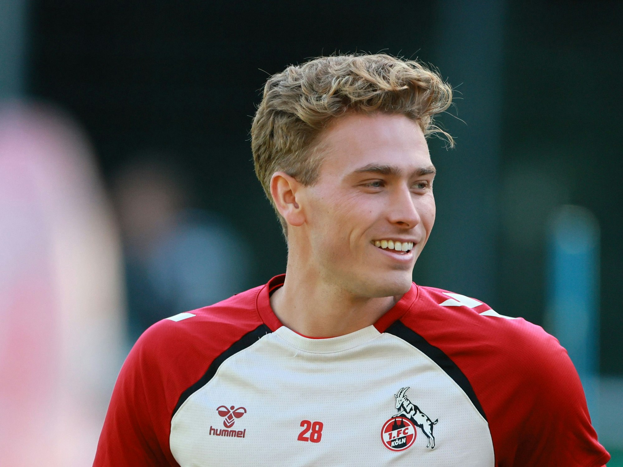 Sebastian Sebulonsen lächelt im Training.