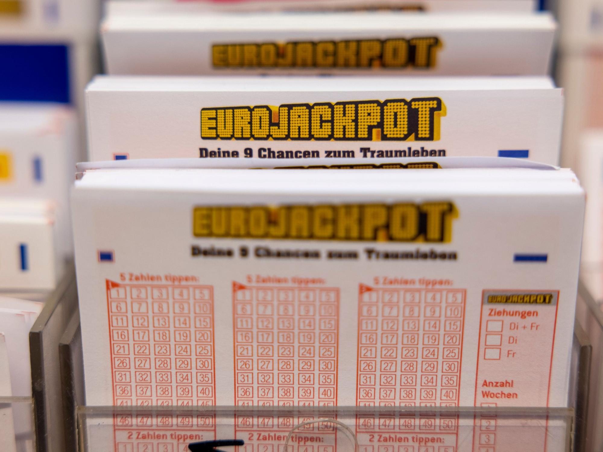 Der mit 120 Millionen Euro gefüllte Jackpot ist noch nicht geknackt (Symbolbild).