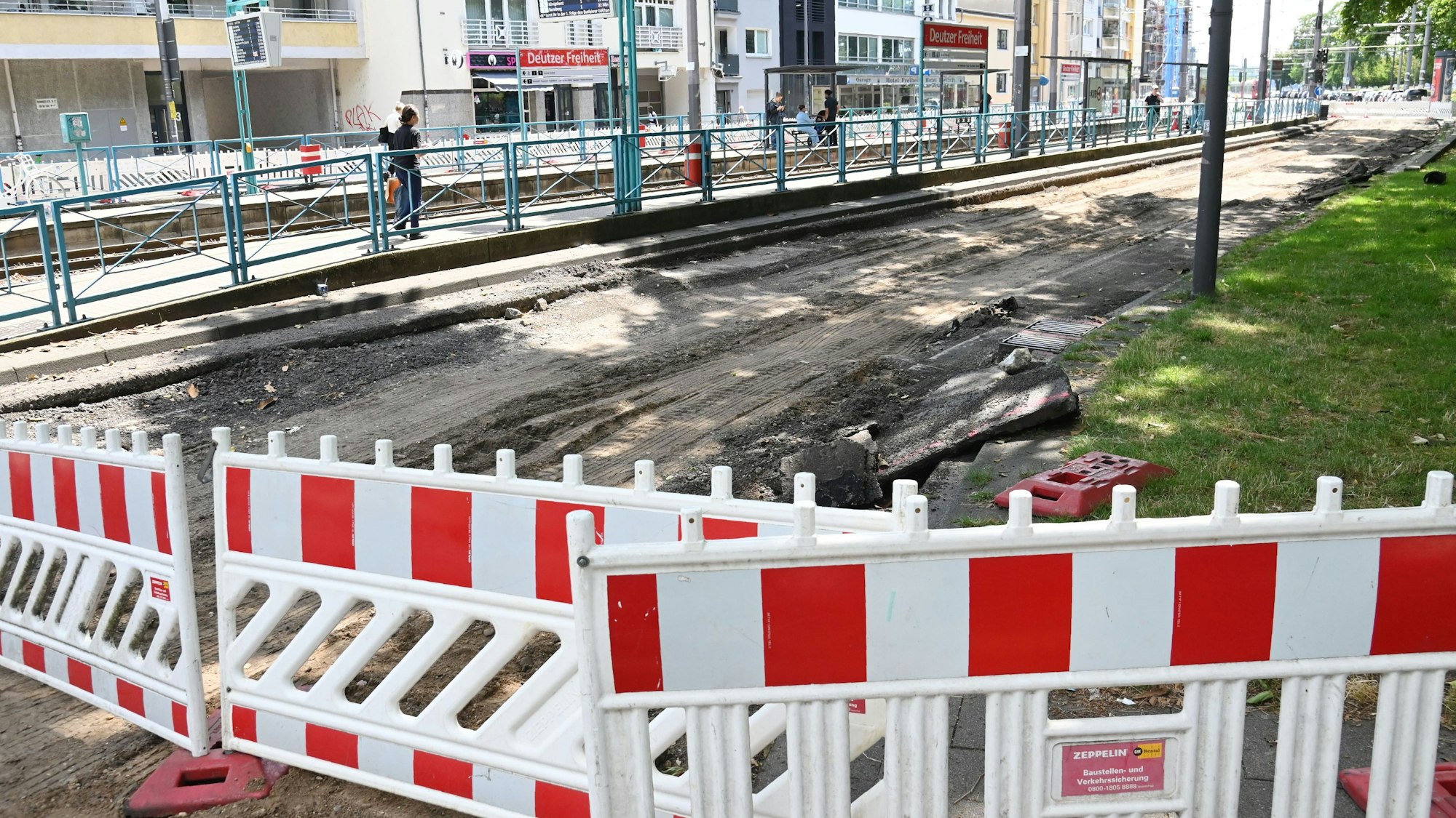 Blick auf die Bauarbeiten im Bereich der Deutzer Brücke (Archivfoto)
