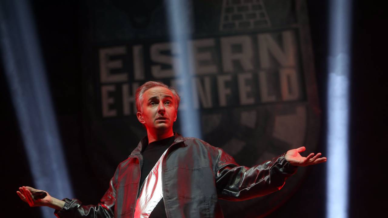 Jan Böhmermann & Das Rundfunk Tanzorchester Ehrenfeld in der Lanxess Arena..