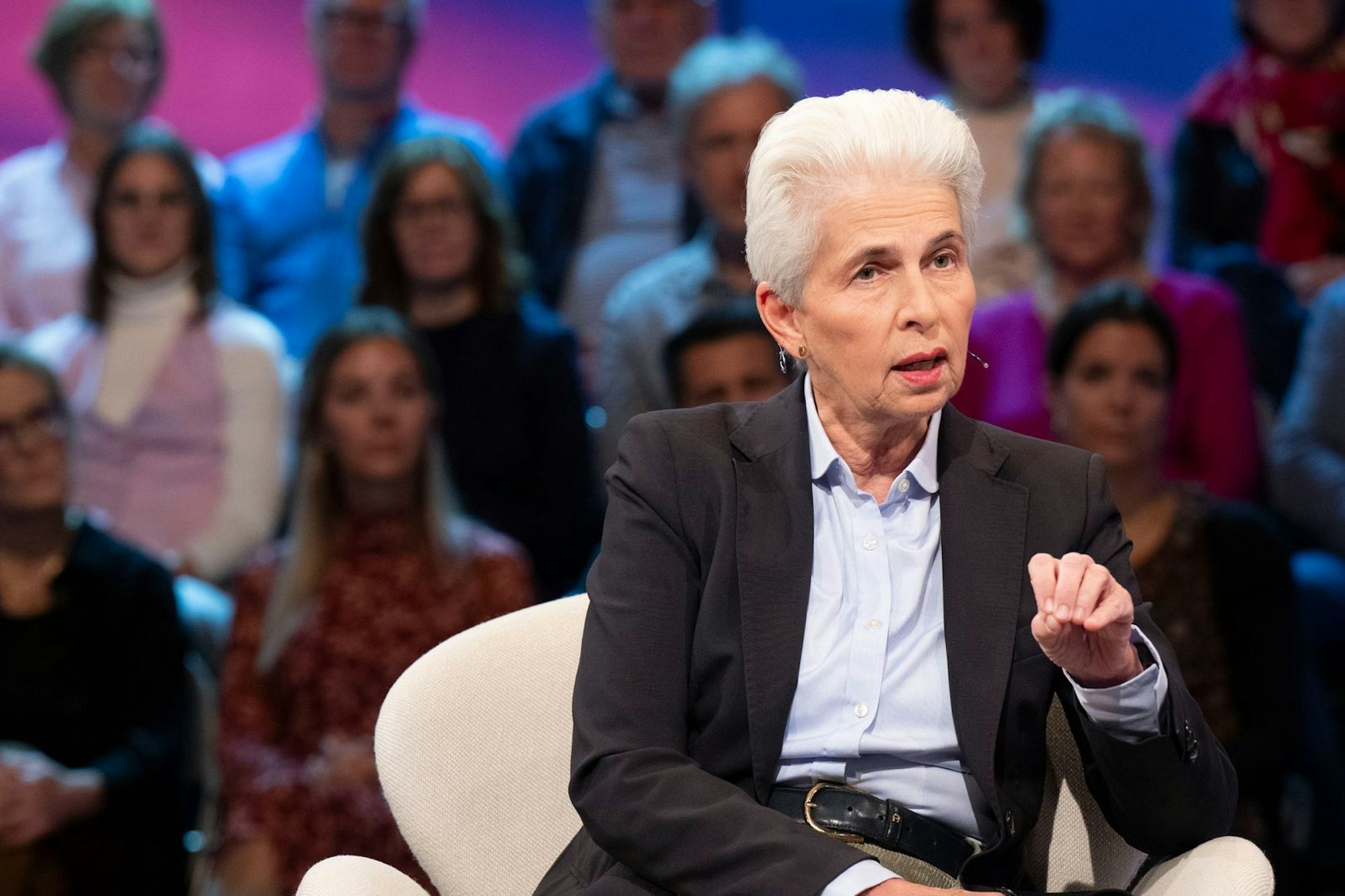 Marie-Agnes Strack-Zimmermann äußerte sich bei „maischberger“ zum Abschuss russischer Kampfjets. (Bild: WDR/ Melanie Grande)