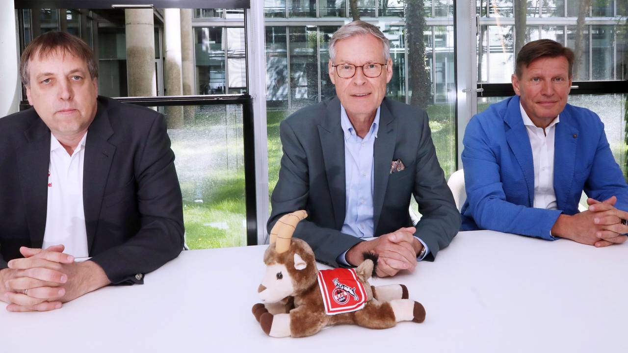 Thorsten Kiesewetter, Sven Adenauer und Martin Hollweck (v.l., hier am 13. Mai 2025) wollen das neue Präsidium beim 1. FC Köln stellen.