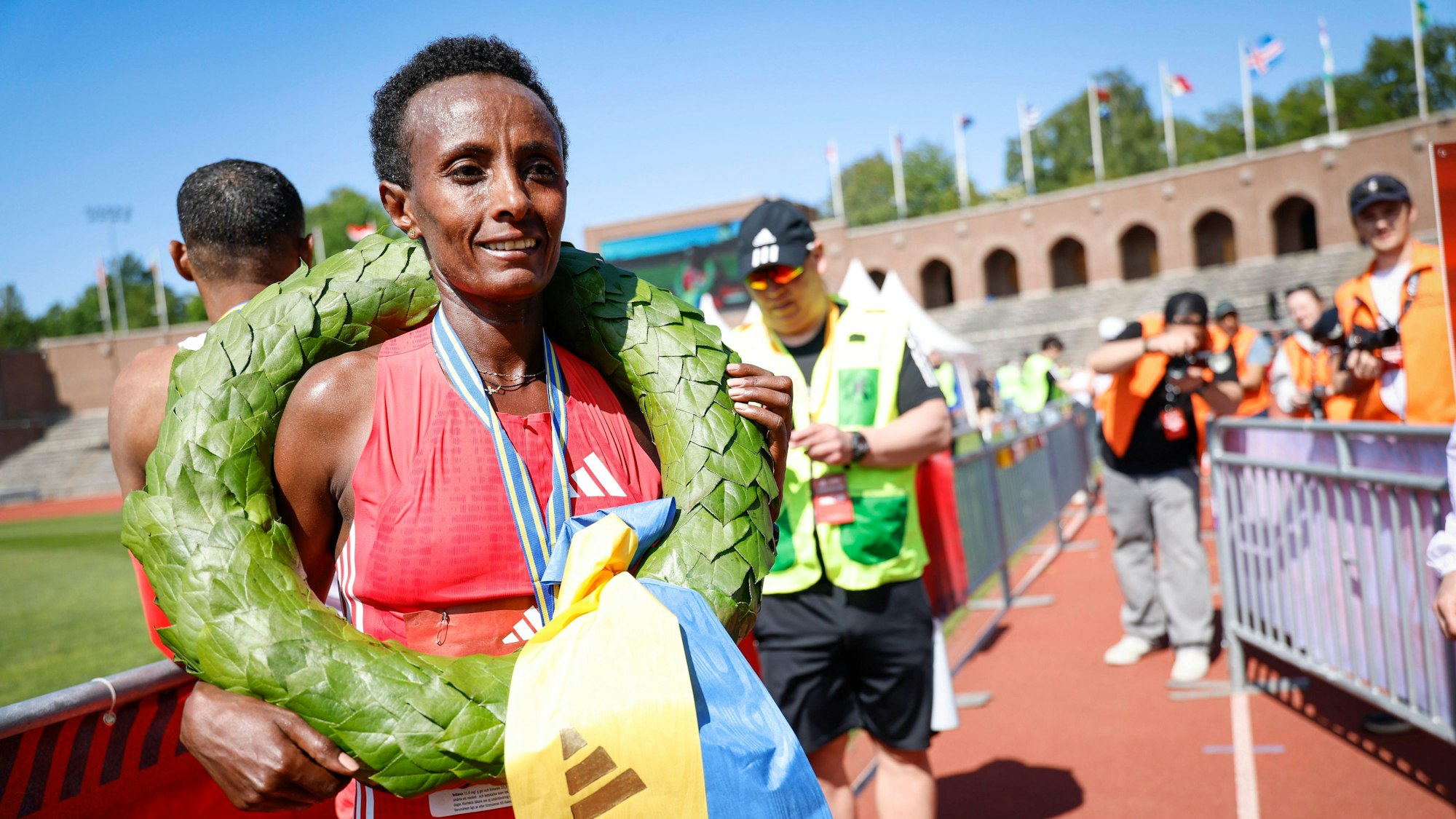 Shewarge Alene, hier bei ihrem Sieg beim Stockholm Marathon 2025