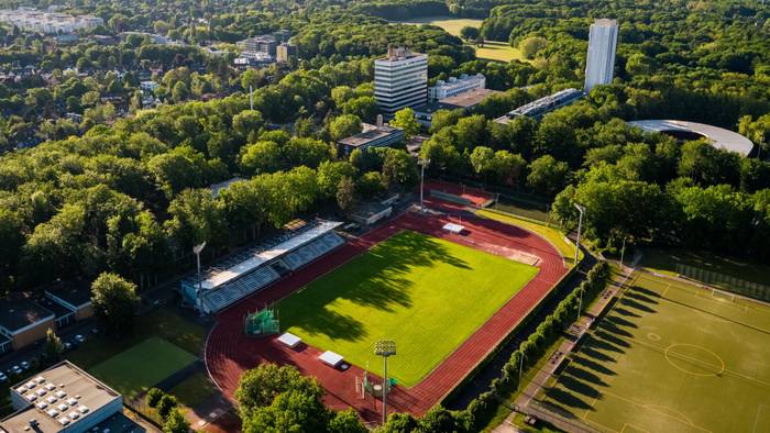 Der Wohnturm des Kölner Studierendenwerkes an der Spoho im Juni 2024