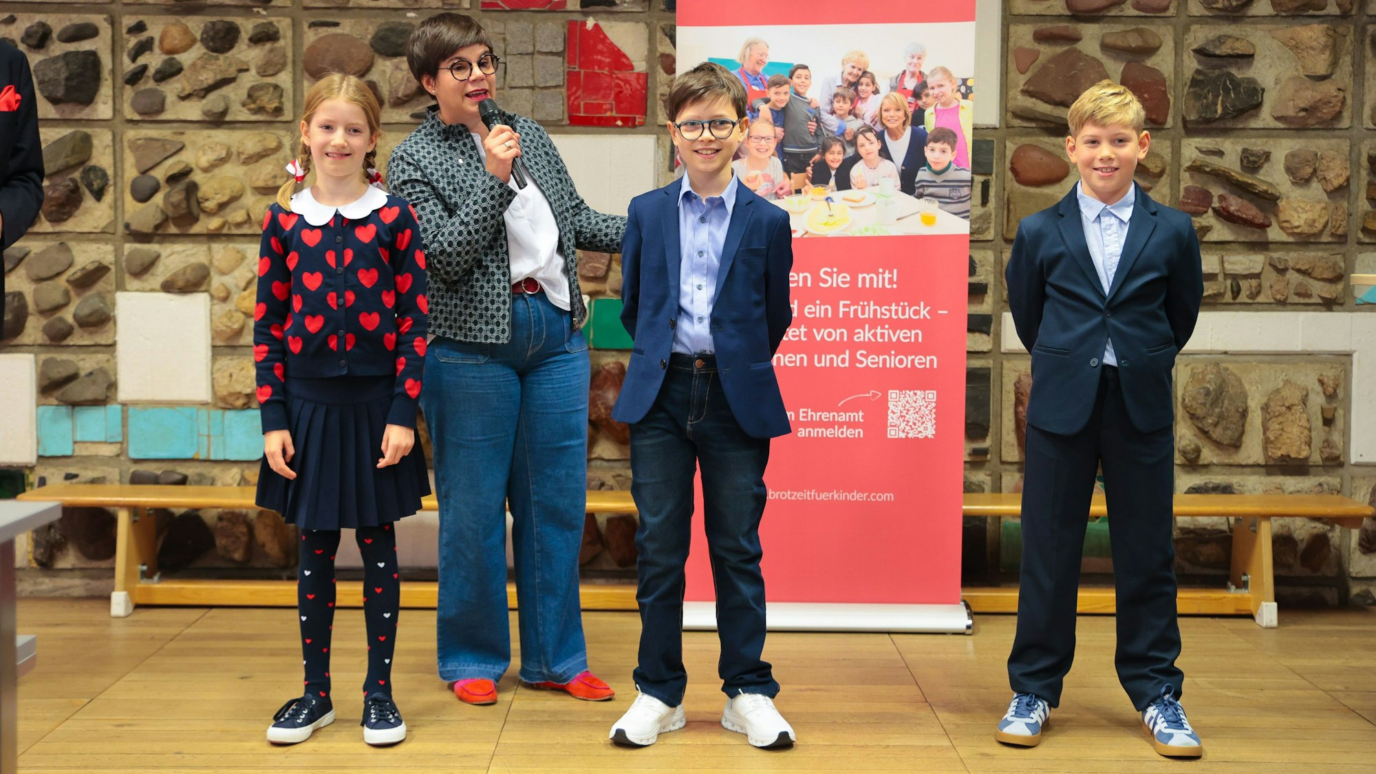 Christine Flock bei der Präsentation des Kölner Kinderdreigestirns.