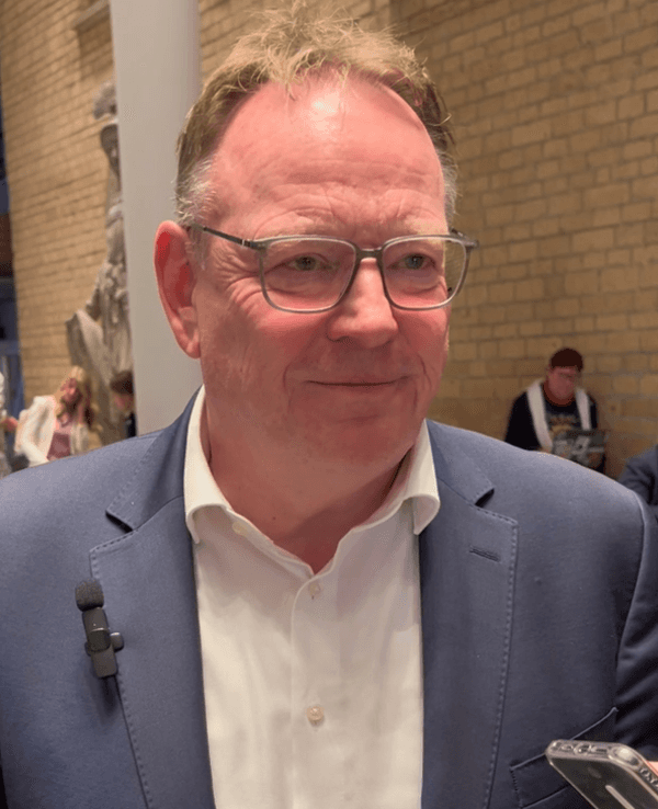 Kölns neuer OB Torsten Burmester gibt sein allererstes Interview.